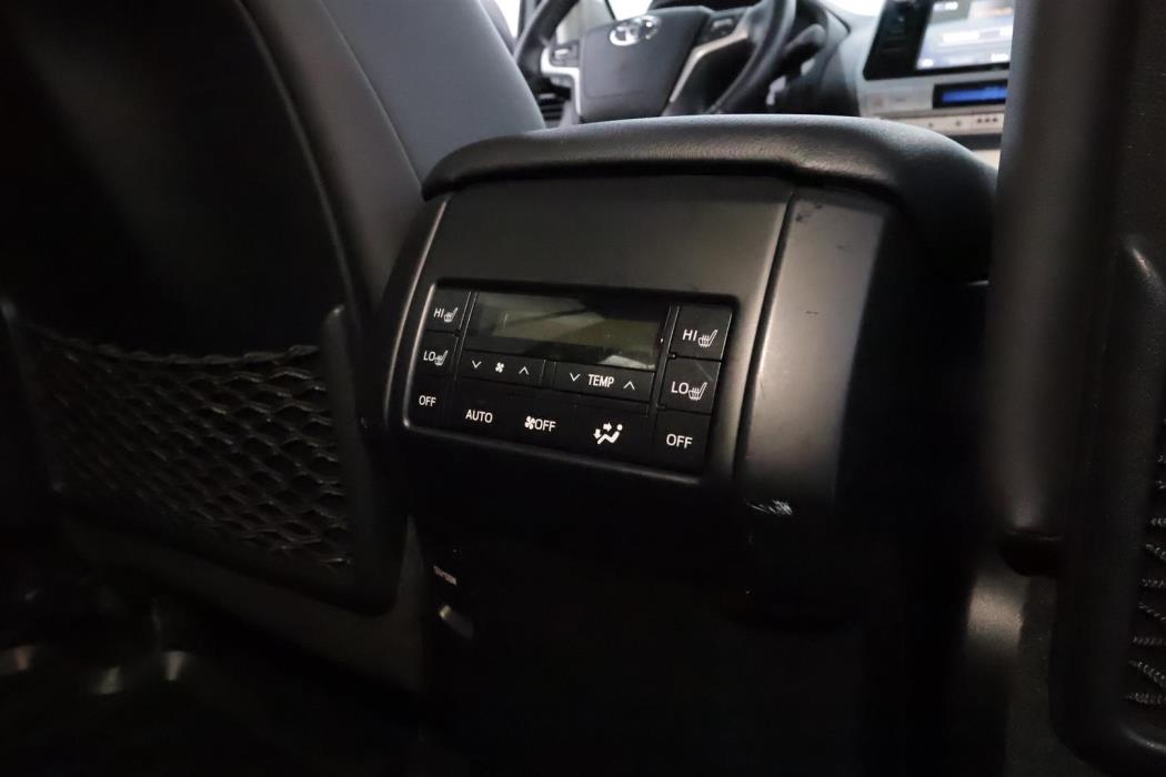Toyota Land Cruiser 2018