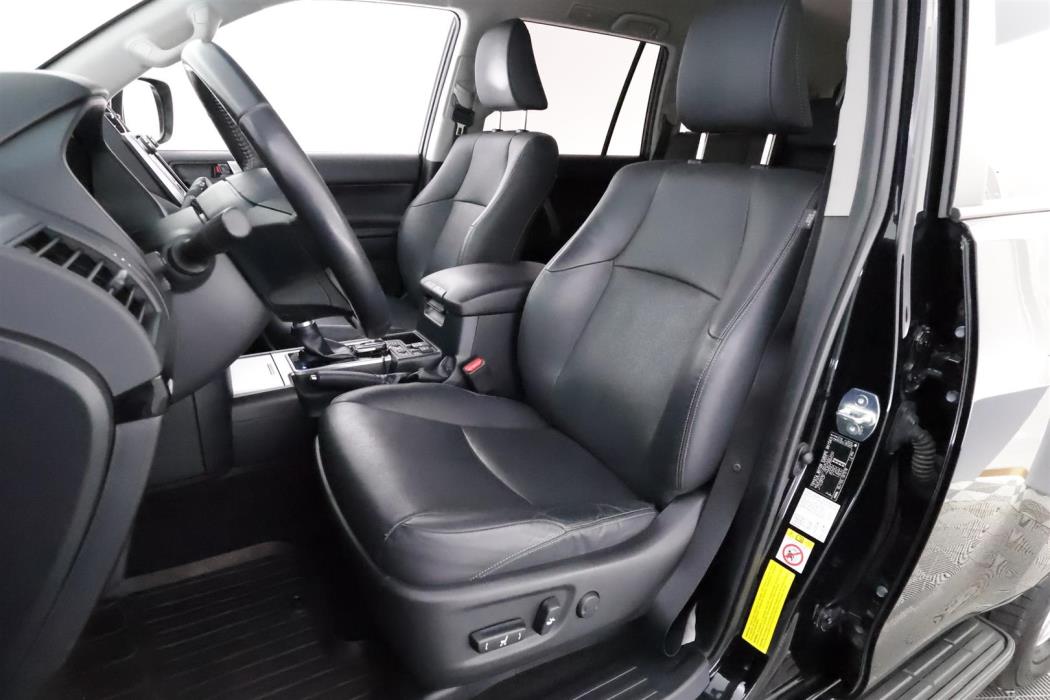 Toyota Land Cruiser 2018