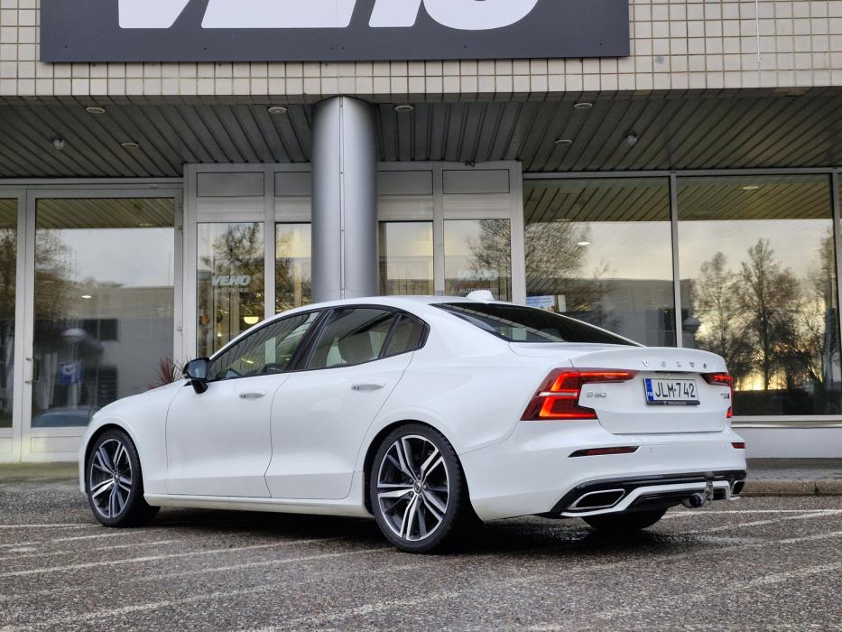 Volvo S60 2020