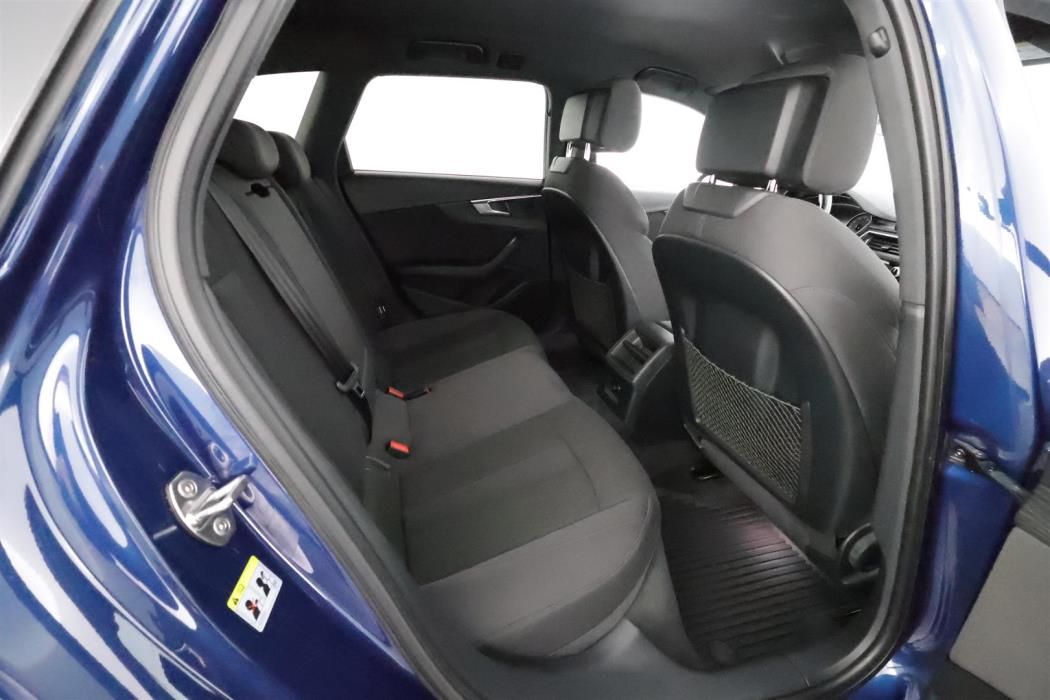 Audi A4 allroad quattro 2016