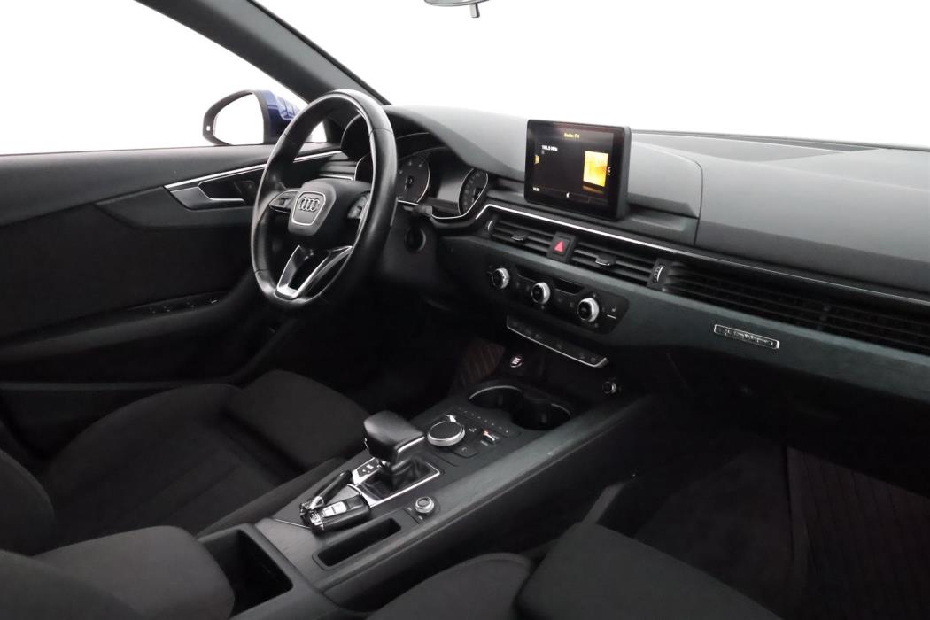 Audi A4 allroad quattro 2016