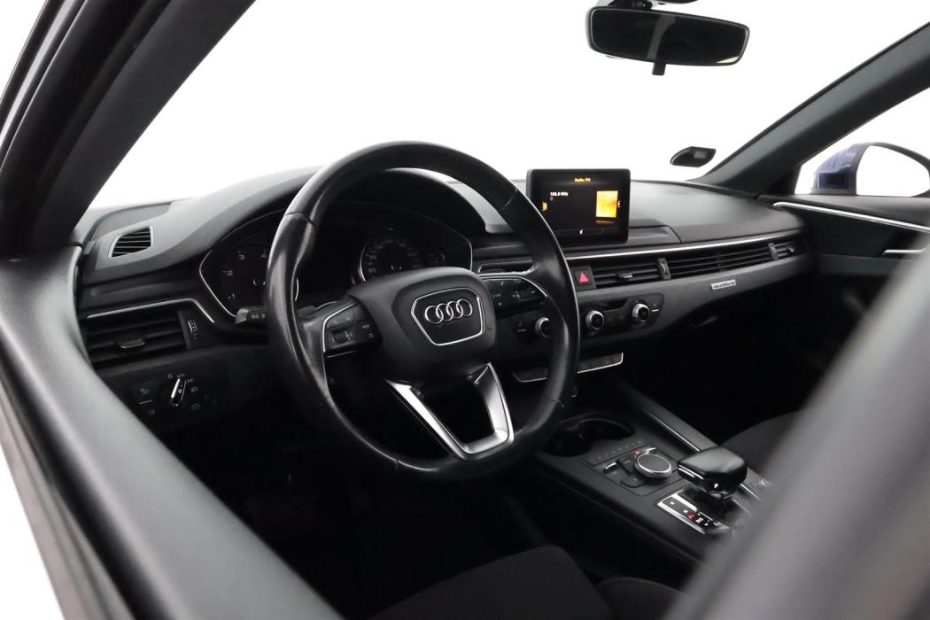 Audi A4 allroad quattro 2016