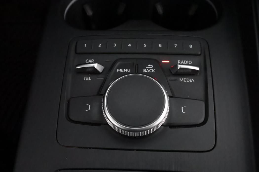 Audi A4 allroad quattro 2016