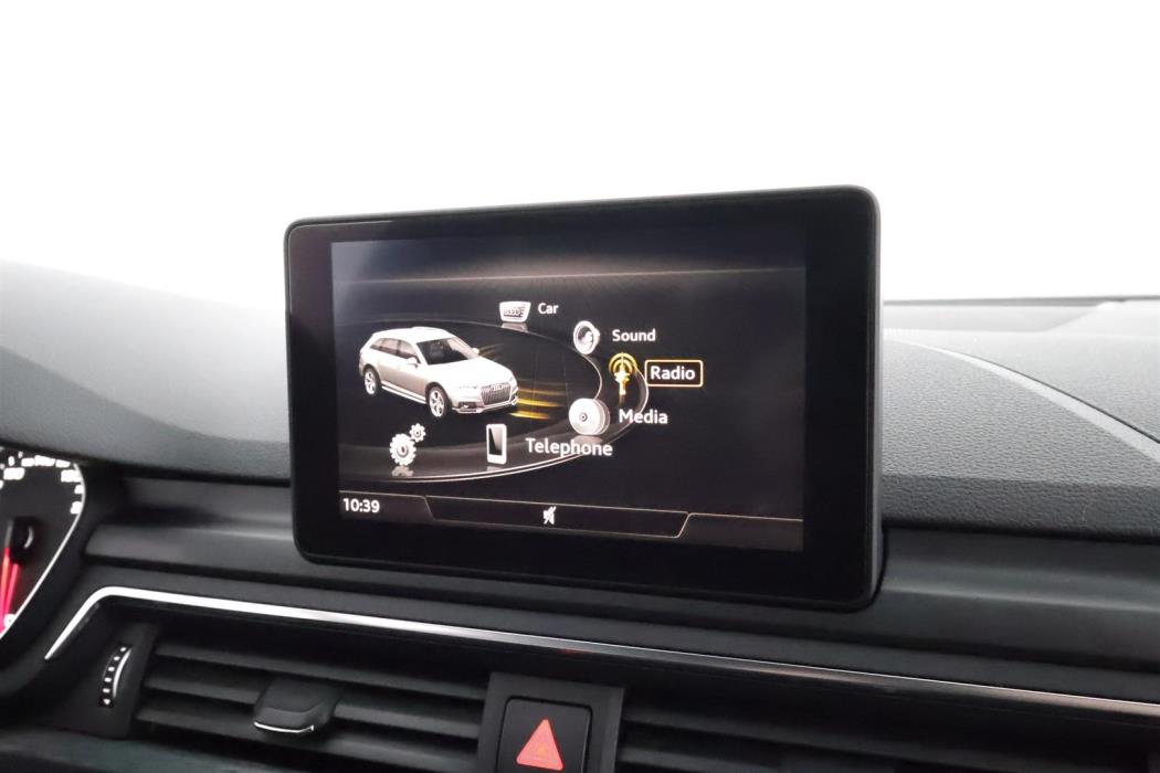 Audi A4 allroad quattro 2016