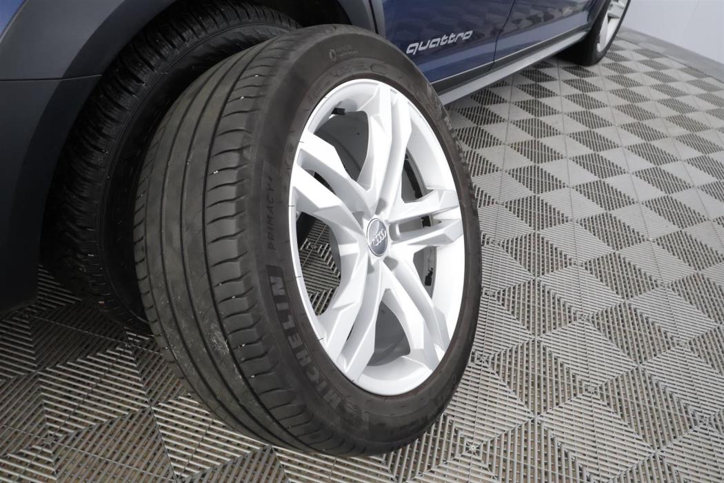 Audi A4 allroad quattro 2016