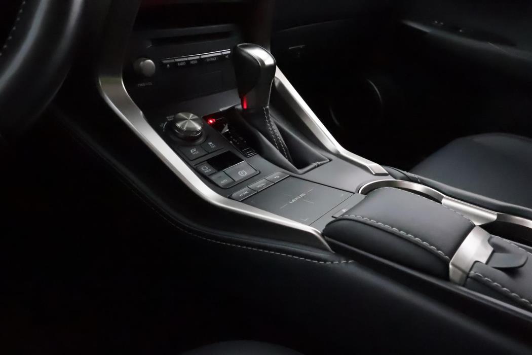 Lexus NX 2020