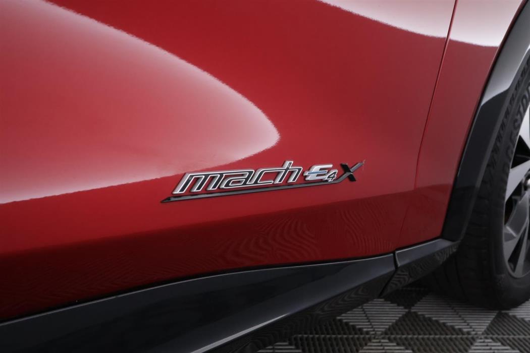 Ford Mustang Mach-E 2021