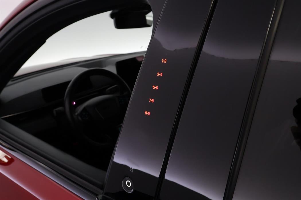 Ford Mustang Mach-E 2021