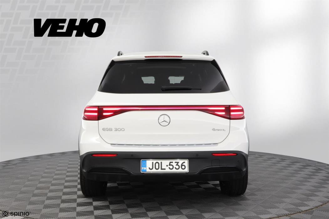Mercedes-Benz EQB 2025