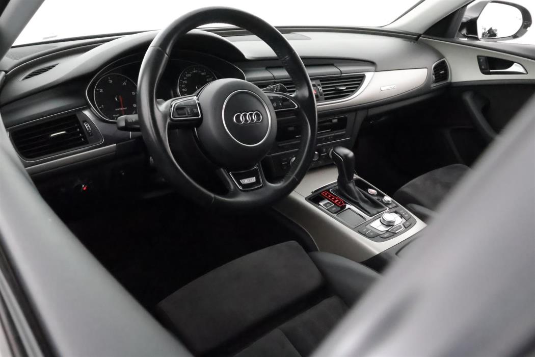 Audi A6 allroad quattro 2016