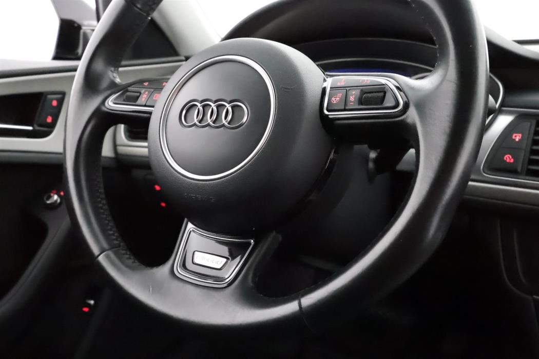 Audi A6 allroad quattro 2016