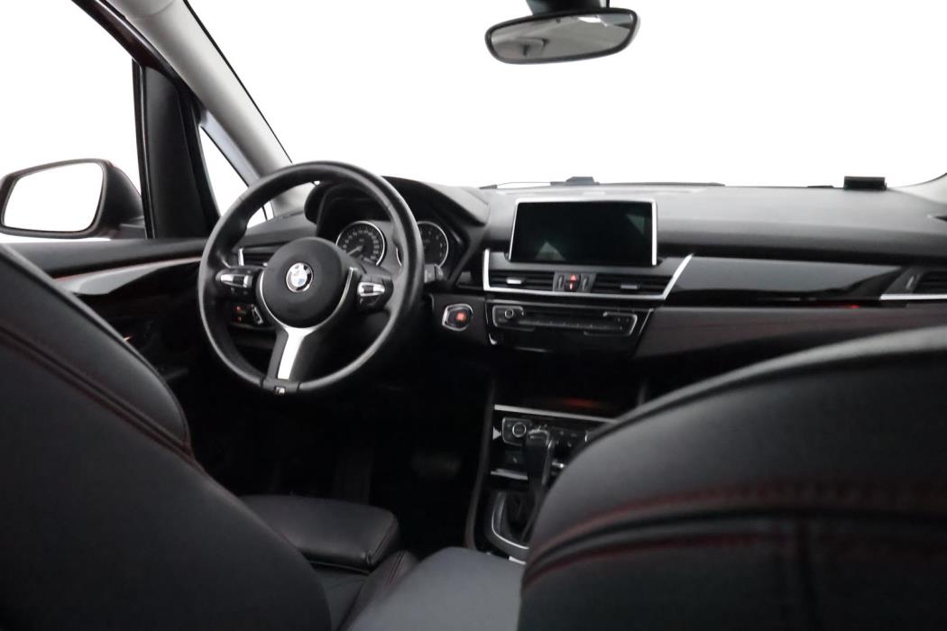BMW 225 2016