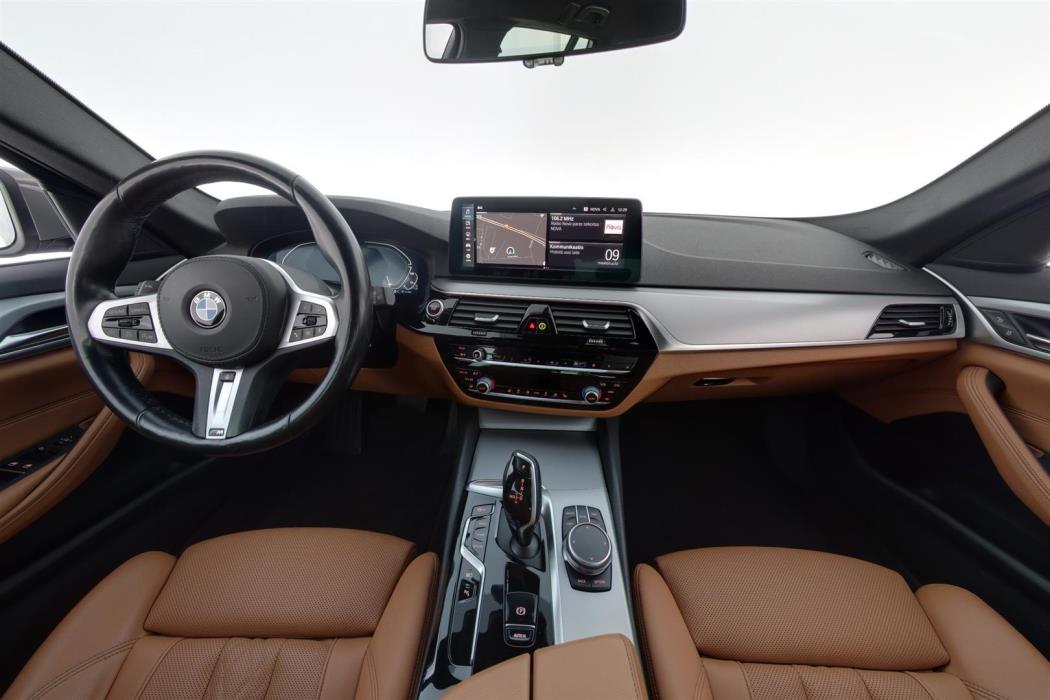 BMW 530 2021