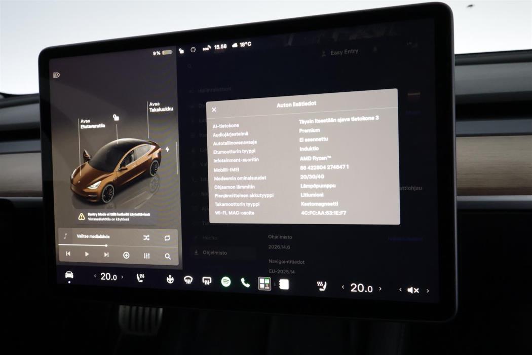 Tesla Model 3 2022
