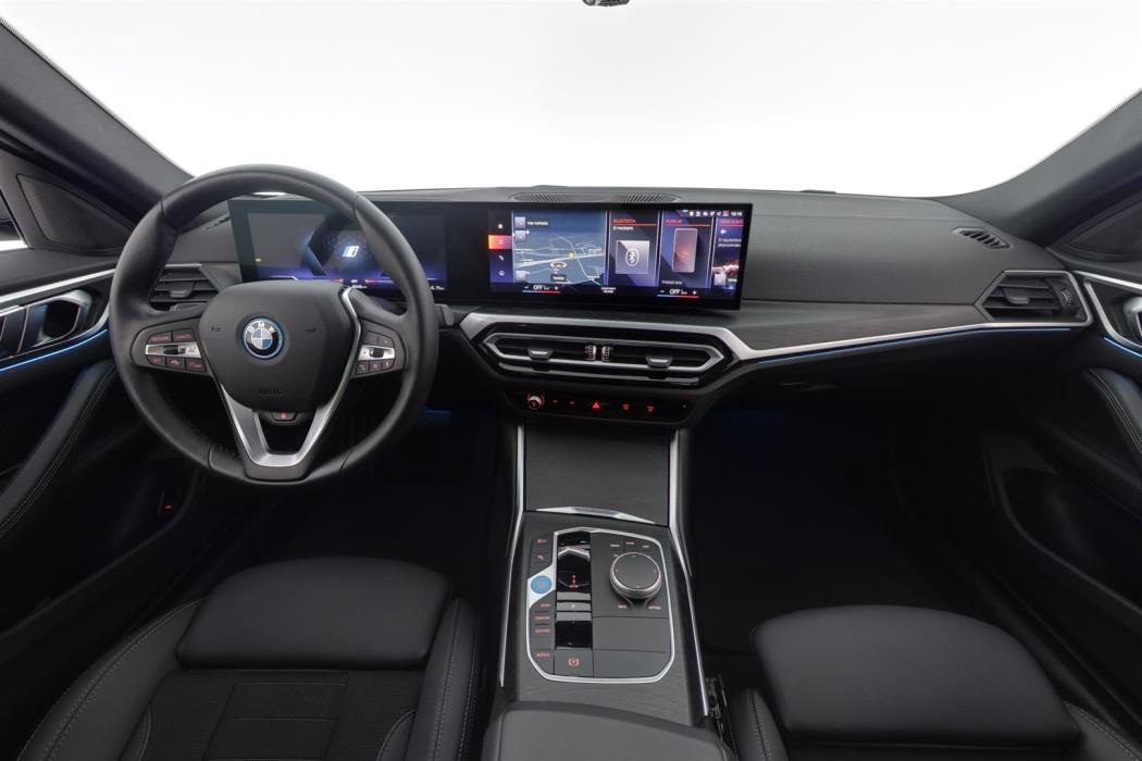 BMW i4 2023