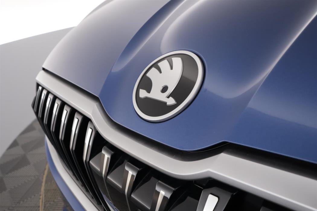 Skoda Superb 2025