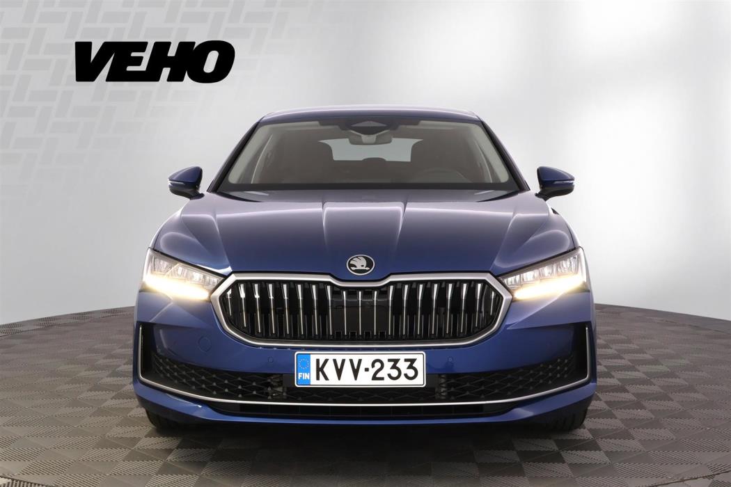 Skoda Superb 2025