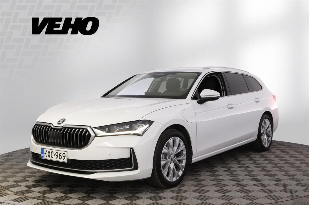 SKODA Superb 2024