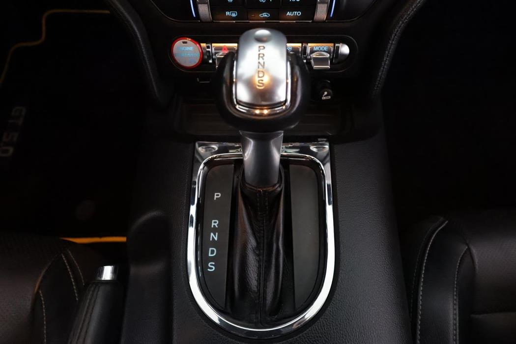 FORD Mustang 2016
