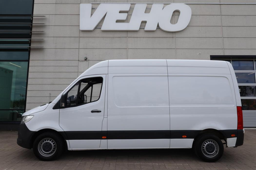 Mercedes-Benz Sprinter 2021