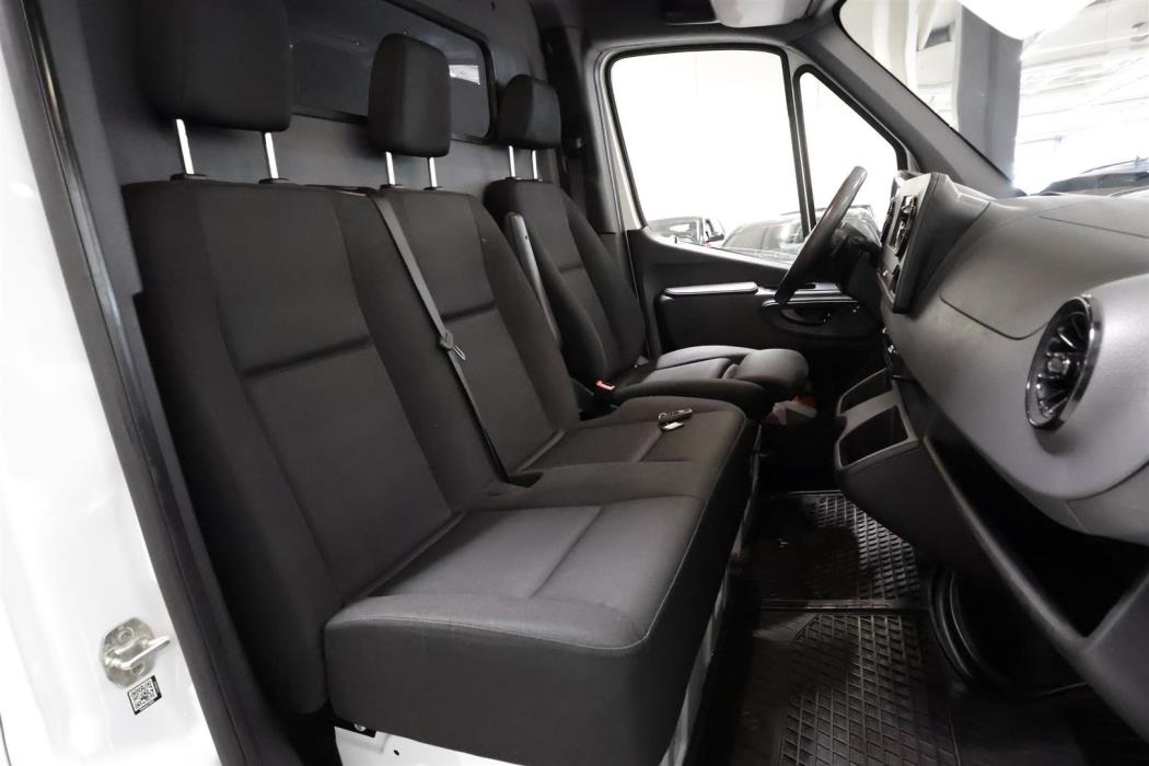 Mercedes-Benz Sprinter 2021