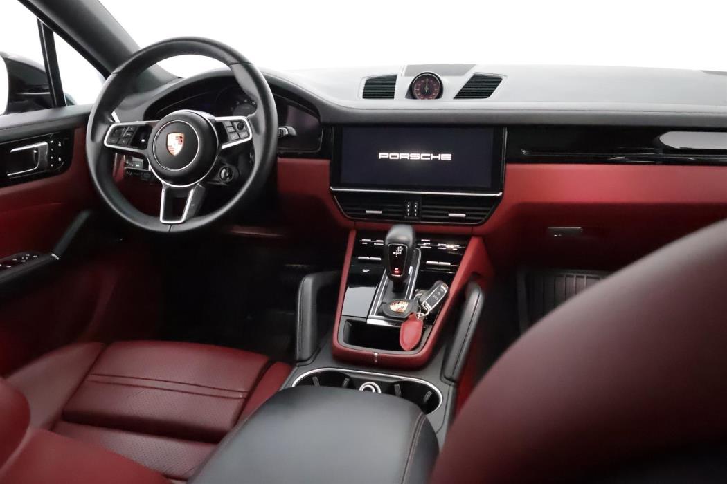 Porsche Cayenne 2023