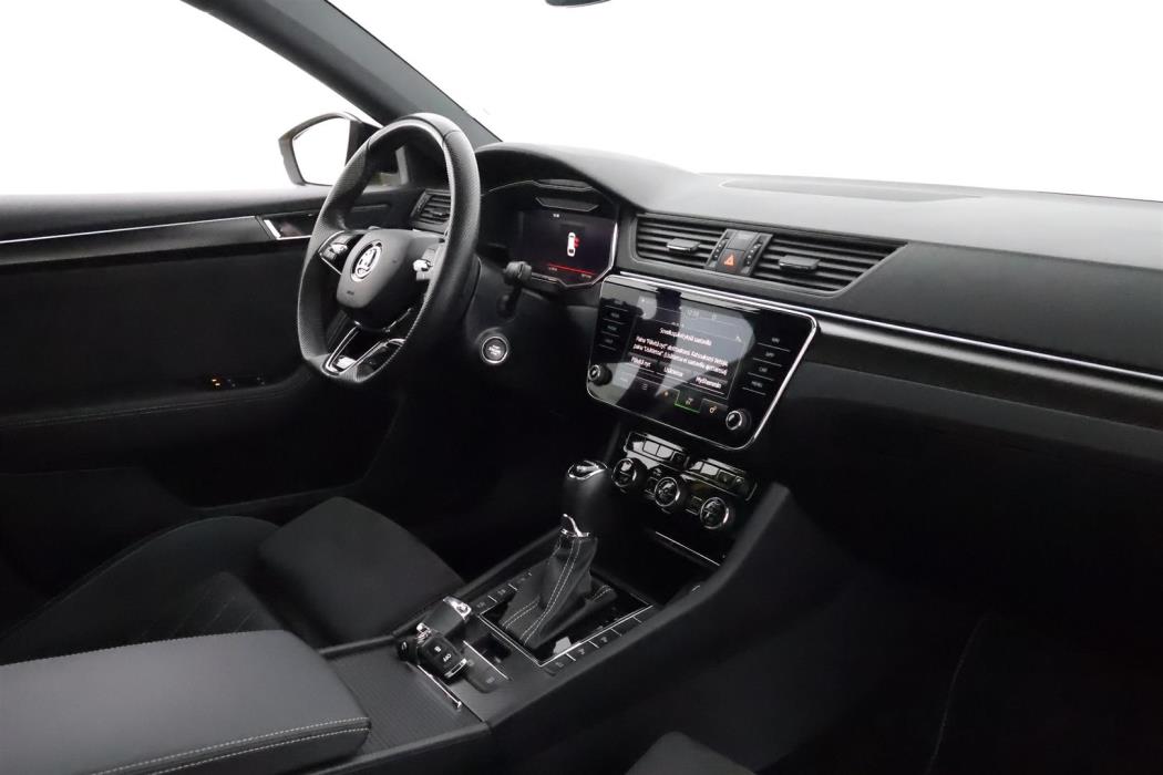 SKODA Superb 2024
