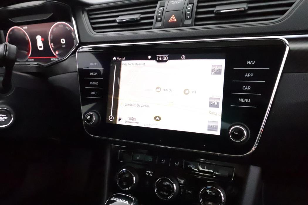 SKODA Superb 2024