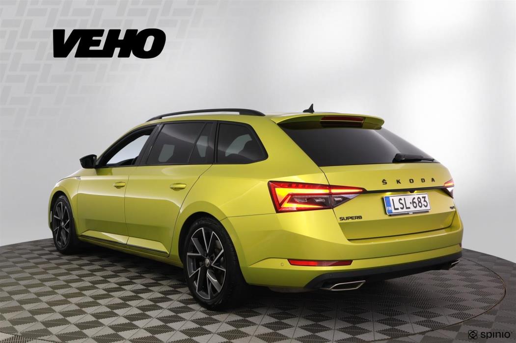 SKODA Superb 2024