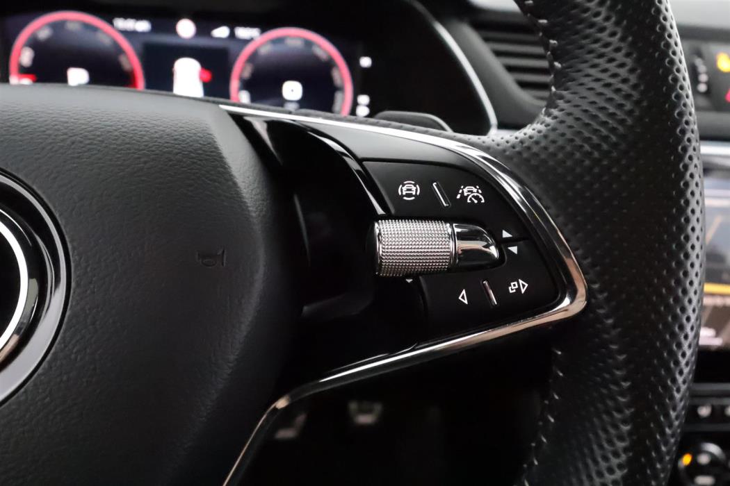 SKODA Superb 2024