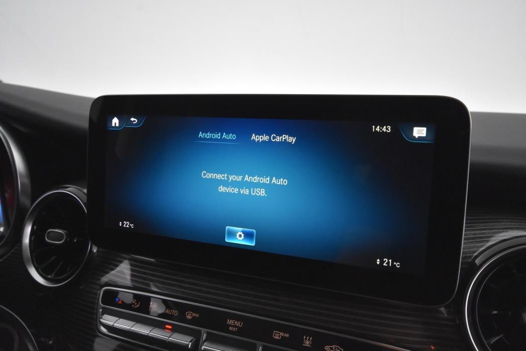 MERCEDES-BENZ V 2022