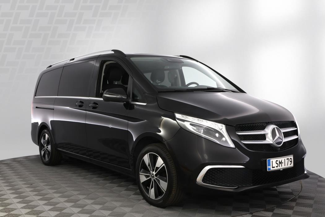 MERCEDES-BENZ V 2022