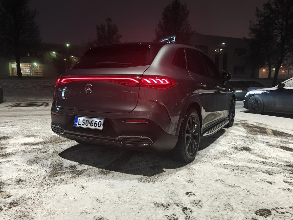 Mercedes-Benz EQE SUV 2023
