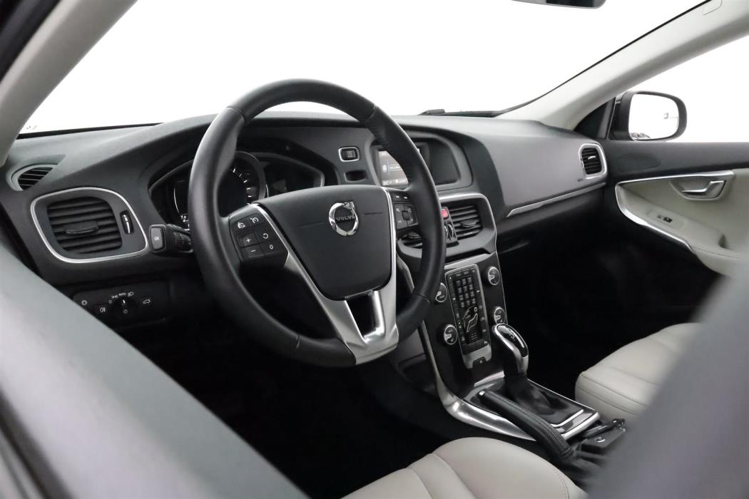 Volvo V40 2017