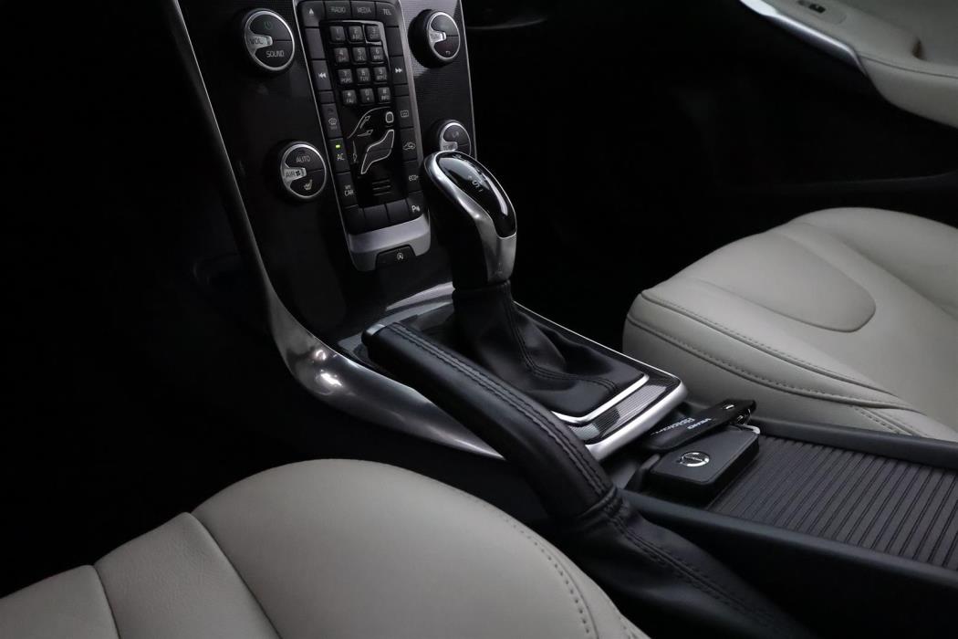 Volvo V40 2017