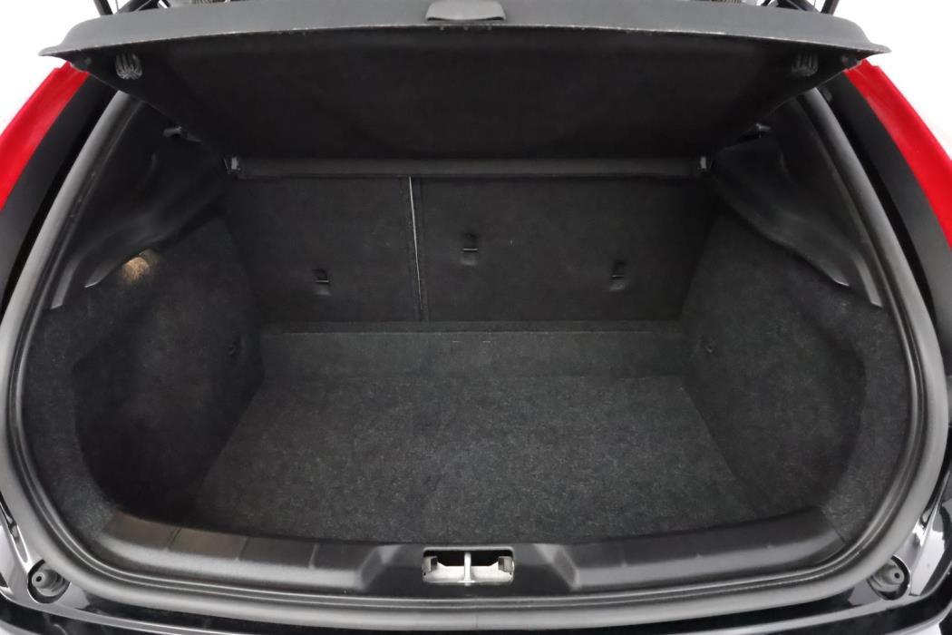 Volvo V40 2017