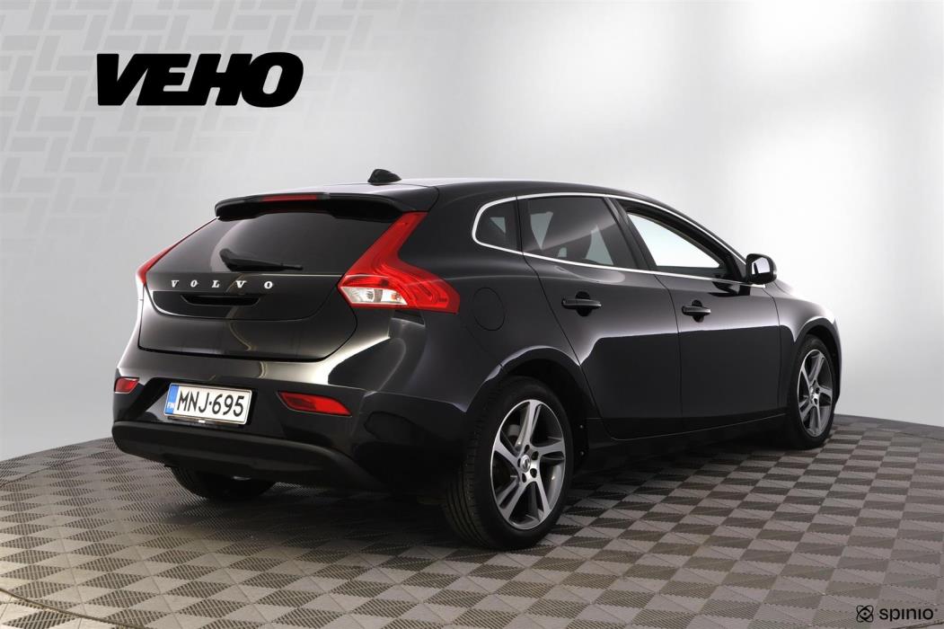 Volvo V40 2017