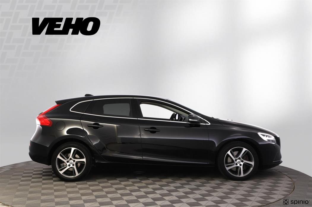 Volvo V40 2017
