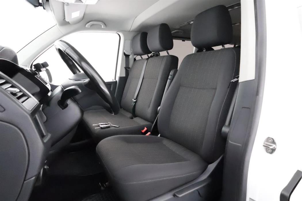 Volkswagen Caravelle 2018