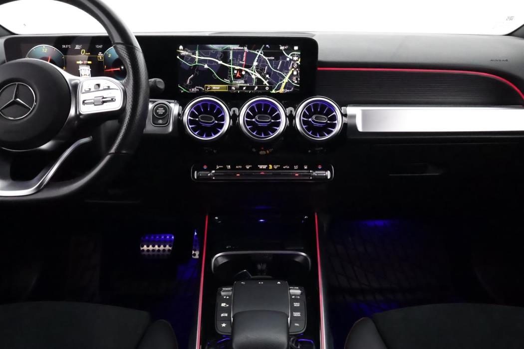 MERCEDES-BENZ GLB 2023