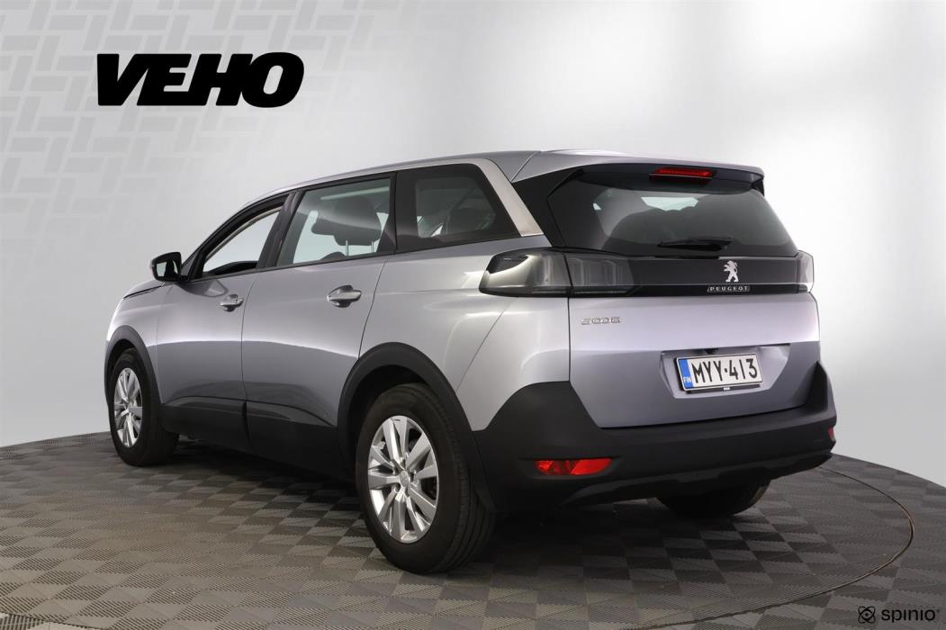 Peugeot 5008 2021