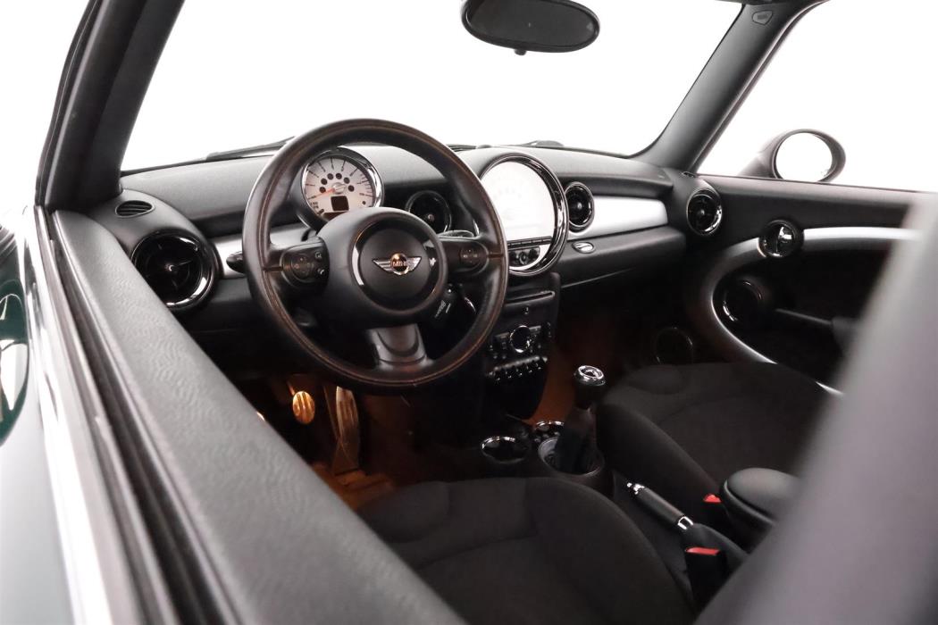MINI Cooper S 2011