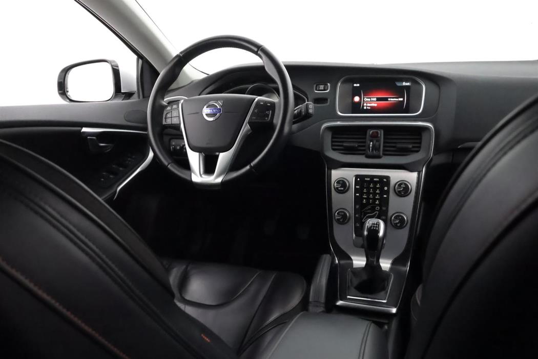 Volvo V40 2014