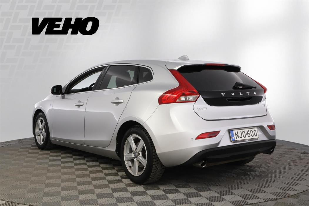 Volvo V40 2014