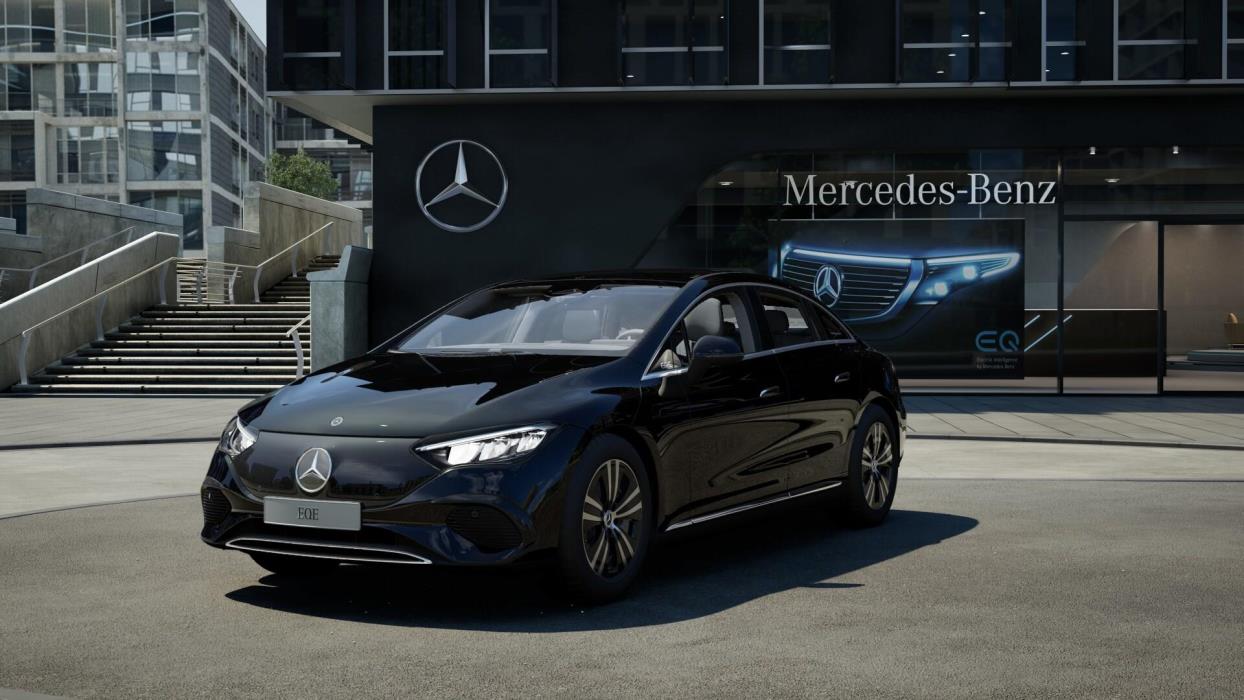 MERCEDES-BENZ EQE 2022