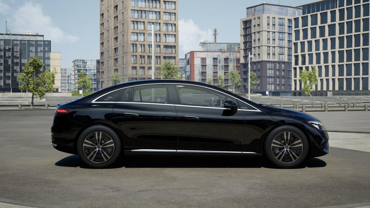 MERCEDES-BENZ EQE 2022