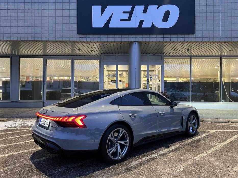 Audi RS e-tron GT 2022