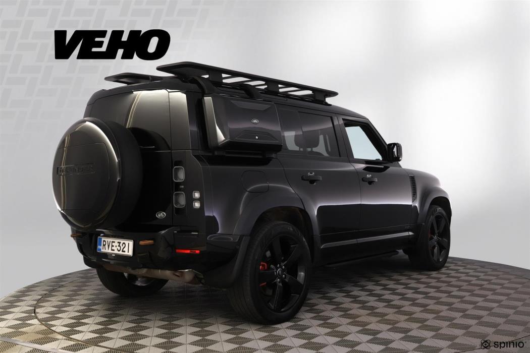Land Rover Defender 2023