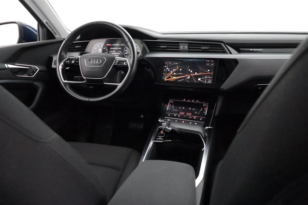 AUDI e-tron 2019