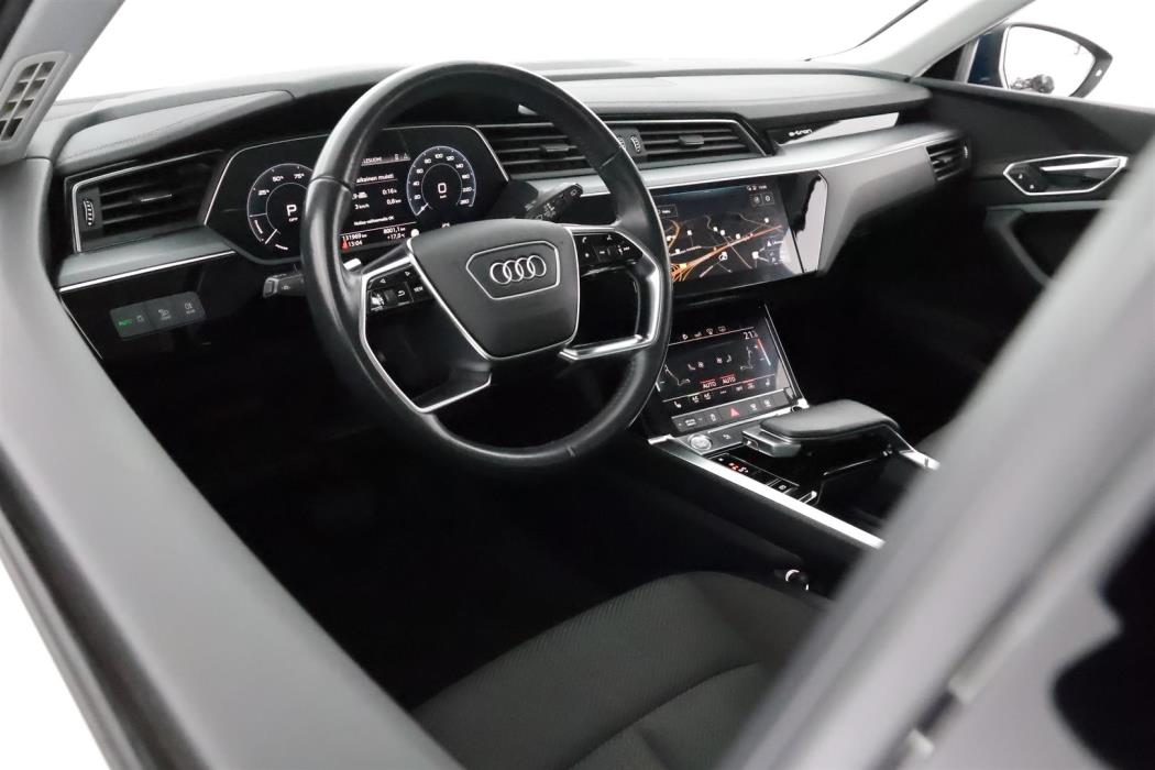 AUDI e-tron 2019